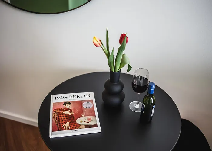 The Circus Living アパートホテル