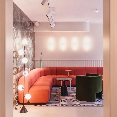 The Circus Living Apart Otel 3*