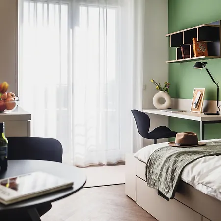 The Circus Living Βερολίνο