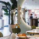 The Circus Living Berlin