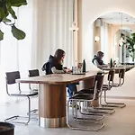 Apartmanhotel The Circus Living 3*